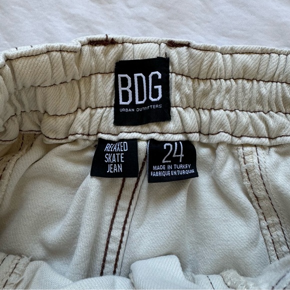 Urban Outfitters BDG High-Waisted Relaxed Skate Jean - Picture 7 of 9